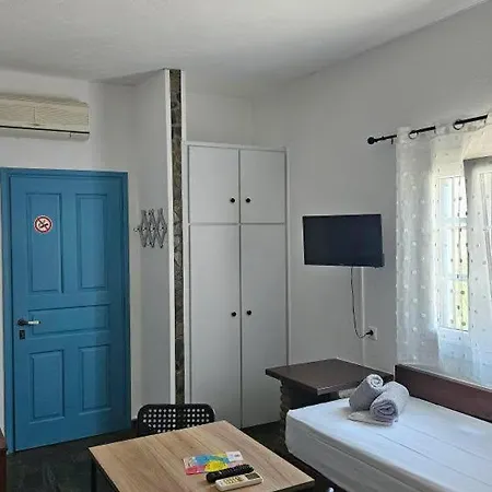 Enalia Apartment Korissia (Kea)